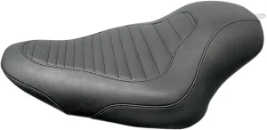 Asiento solo de cuero sintético Tripper™ - SSolo costura Tuck n' Roll