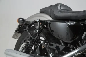 Portaequipajes lateral SLC - Soporte derecho Negro Harley Sportster modelos