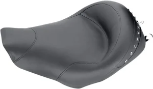 Asiento Touring ancho con tachuelas