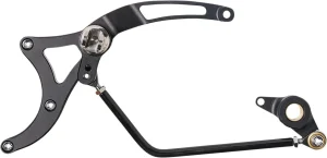 Mandos medios - Reposapiés centrales M8 Softail B/OP