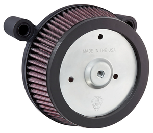 Filtro de aire Arlen Ness Stealth montado en motocicleta