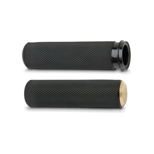 Puños de manillar Arlen Ness Knurled Fusion con textura acanalada en negro