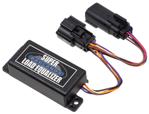 Sistema de nivelación de carga Badlands Load Equalizer III instalado en motocicleta