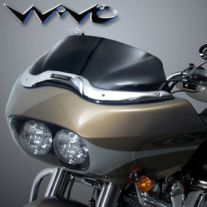 Pantalla wave National Cycle instalada en motocicleta Harley-Davidson Touring