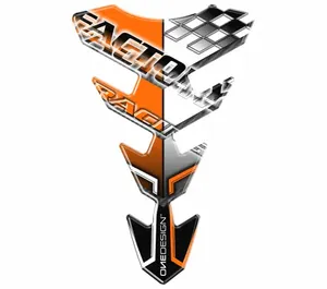 Calcomanías decorativas aplicadas sobre protector de depósito de motocicleta