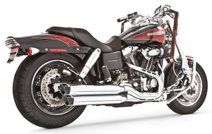 Par de silenciosos slip-on Racing montados en motocicleta Harley-Davidson