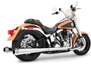 Sistema de escape doble verdadero American Outlaw instalado en motocicleta