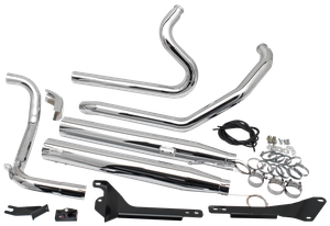 Escape true dual ajustable MCJ negro instalado en motocicleta Softail Milwaukee Eight