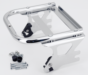 Par de soportes desmontables para equipaje tipo Tour-Pak instalados en la parte trasera de una motocicleta