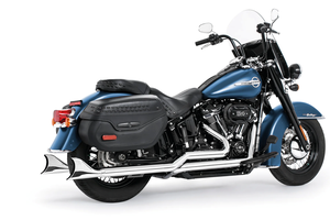 Sistema de escapes Sharktail True Duals montado en motocicleta