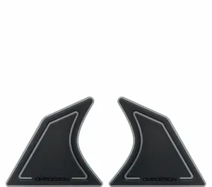 Calcomanías decorativas aplicadas sobre protector de depósito de motocicleta