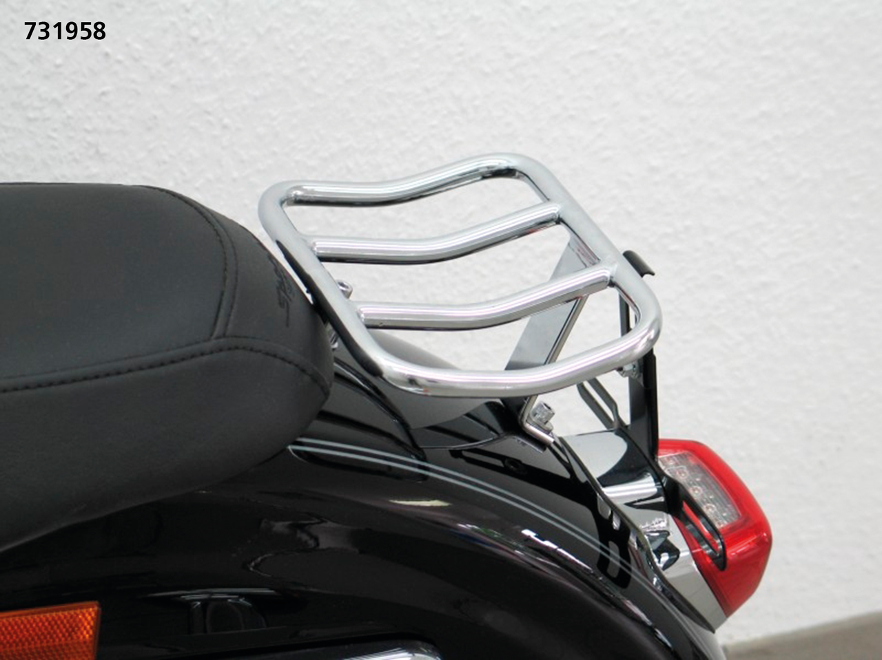 Portaequipajes Fehling instalado en motocicleta Harley-Davidson Sportster