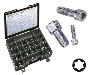 Vista superior de un surtido de tornillos pequeños con cabeza hexagonal interna Torx y superficie metálica brillante cromada