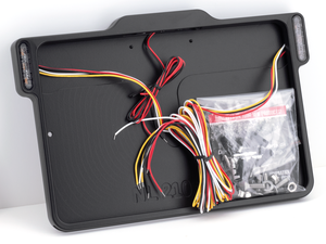 Porta matrícula trasero con luces LED integradas para motocicleta