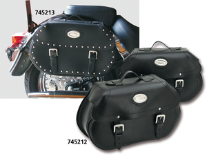 Kit de alforjas K-Drive Longride con sistema de cierre Click & Lock instalado en motocicleta