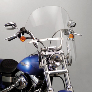 Parabrisas desmontable rápido National Cycle Switchblade 2-Up instalado en motocicleta