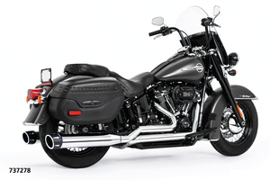 Sistema de escapes doble Combat True Dual instalado en motocicleta