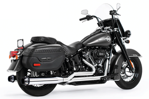 Sistema de escape doble verdadero American Outlaw instalado en motocicleta