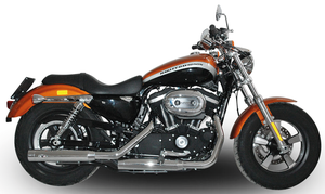 Par de silenciadores V-Performance instalados en una motocicleta Harley-Davidson Sportster
