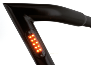 Barra Z Beefy de Zodiac con luces LED montada en motocicleta