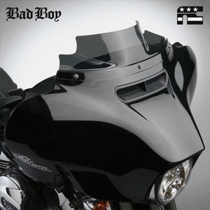 Parabrisas transparente National Cycle instalado en motocicleta Harley-Davidson Touring
