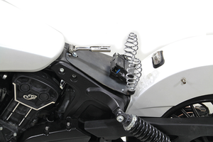 Kit de montaje de asiento V-Twin Mfg. Solo para Harley-Davidson