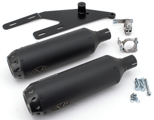 Par de silenciadores V-Performance instalados en motocicleta Harley-Davidson Softail