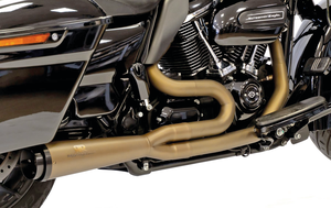 Sistema de escape 2 en 1 RedThunder instalado en motocicleta