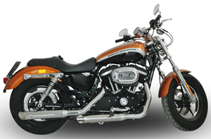 Par de silenciadores V-Performance instalados en motocicleta Harley-Davidson Sportster