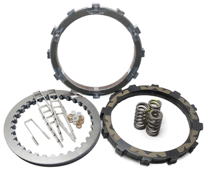Embrague automático Rekluse RadiusX de 6 pernos instalado en motocicleta Harley-Davidson