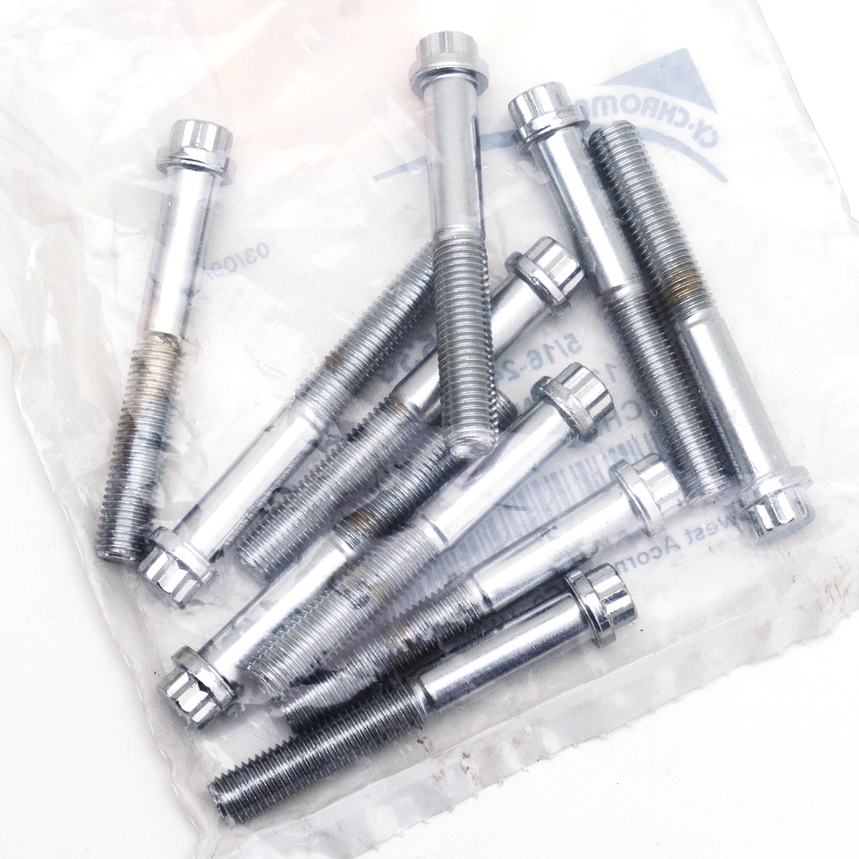 Surtido de tornillos de 12 puntos con acabado cromado brillante