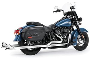 Escape doble verdadero Freedom Performance Thorcat Sharktail instalado en motocicleta