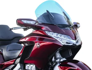 Parabrisas Flare transparente montado en motocicleta Harley-Davidson