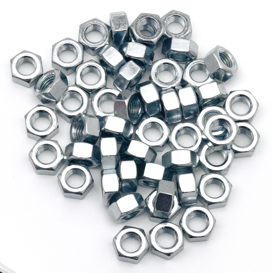 Conjunto de tornillería galvanizada de medida SAE para montaje de piezas