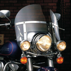 Pantalla chopped heavy duty National Cycle montada en motocicleta