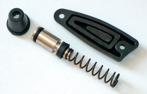 Controles del manillar Designer Billet de Kustom Tech instalados en motocicleta