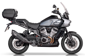 Silenciador V-Performance instalado en motocicleta Indian Panamericana