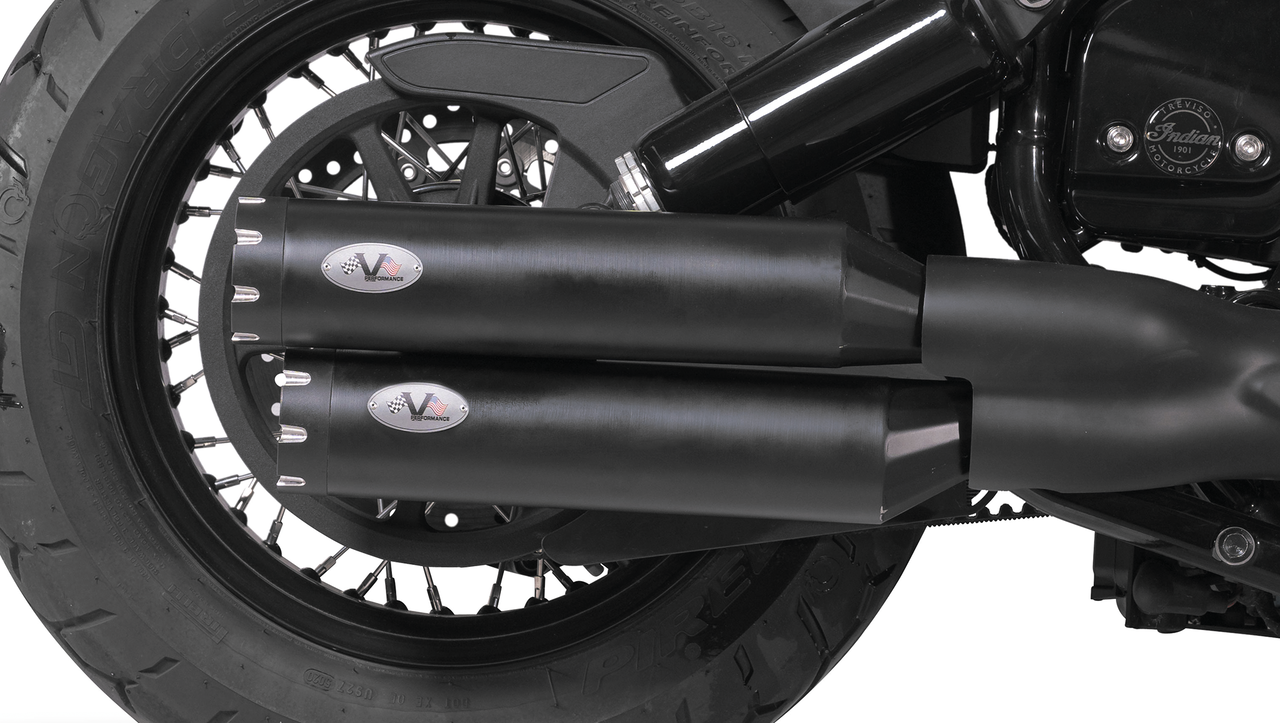 Par de silenciadores slip-on V-Performance montados en Indian Chief y Super Chief