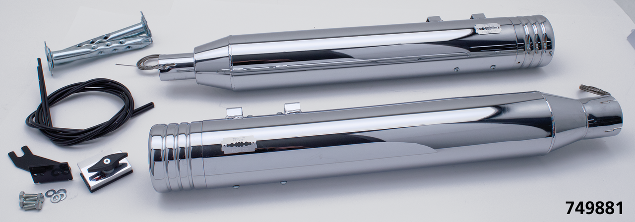 Tubos de escape ajustables MCJ instalados en motocicleta Harley-Davidson Touring