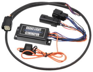 Eliminador de luz trasera Badlands instalado en motocicleta Harley Touring