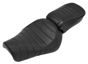 Asiento individual negro estilo Taper Tail con costuras plisadas marca C.C. Rider