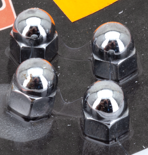 Par de nueces de bellota redondas con acabado cromado brillante para motocicleta