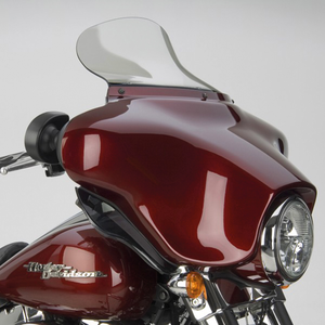 Pantalla Wave National Cycle instalada en motocicleta Harley-Davidson Touring