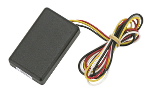 Interfaz del módulo de la señal de giro con conectores eléctricos visibles