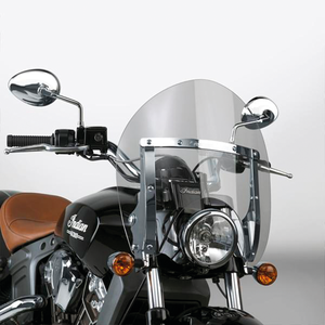Parabrisas corto desmontable National Cycle Switchblade instalado en motocicleta