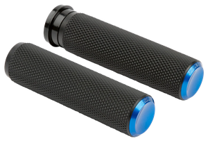 Puños de manillar Arlen Ness Knurled Fusion con textura acanalada en negro