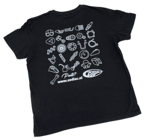 Camiseta negra con el logo Zodiac y texto The Parts en la parte frontal