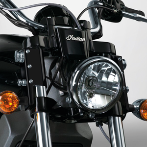 Pantalla de anclaje rápido Spartan de National Cycle instalada en motocicleta