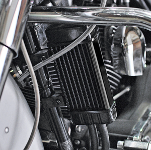 Sistema de radiador Wideline de Jagg instalado en motocicleta