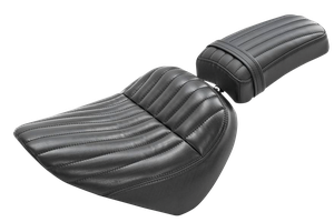 Asiento 2-up estilo Tuck and Roll de la marca C.C. Rider para Harley-Davidson Softail